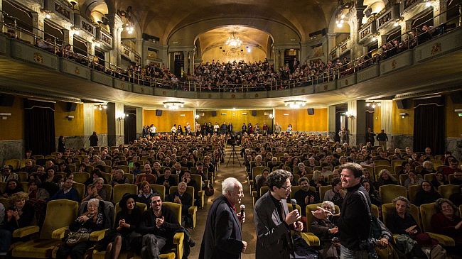 Festival dei Popoli: il sindaco di Firenze ha presentato il documentario del 1966 sull'alluvione