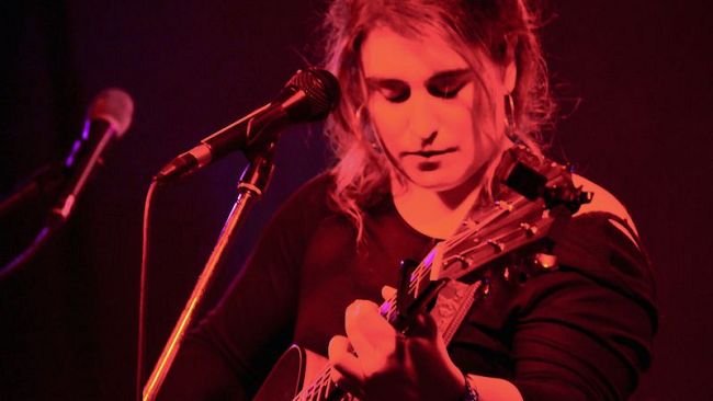 Musica folk con l’evento “ARFH Open Mic” stasera sabato 4 maggio a Vingone