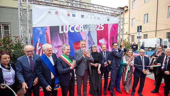 Inaugurata Lucca Comics 2025 con il ministro Giuli