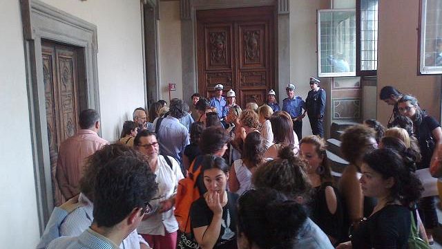 Dipendenti pubblici, Renzi incontra i sindacati, ancora 15 giorni di stand-by