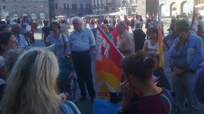 Residenza Sanitaria Le Civette, protesta a Palazzo Vecchio