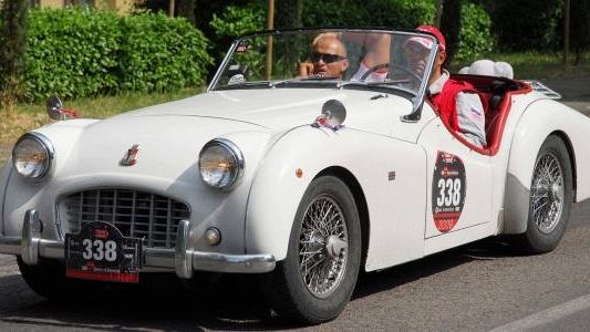 San Casciano, profumi e rombi di motori per le vie del centro