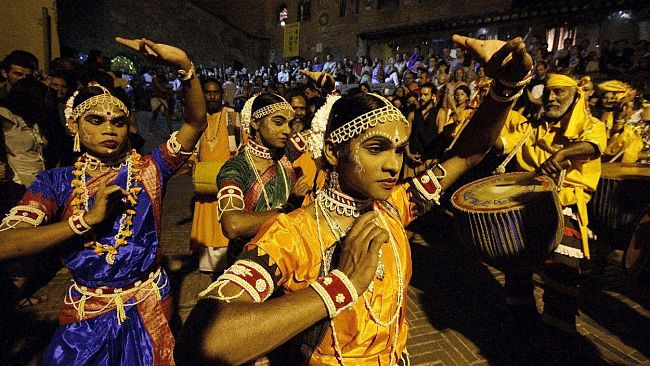 Mercantia, spettacolo in ogni forma e in ogni luogo