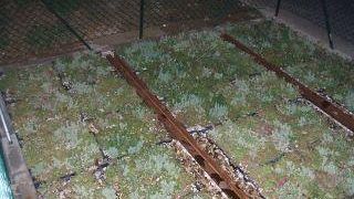 Tramvia: sul marciapiede di fronte alla scuola di via del Sansovino una mini-simulazione dell'installazione ferroviaria