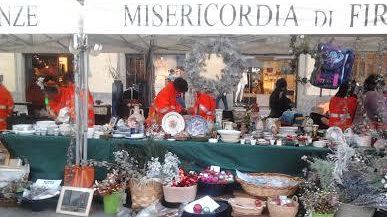Misericordia di Firenze, in piazza San Giovanni torna il mercatino