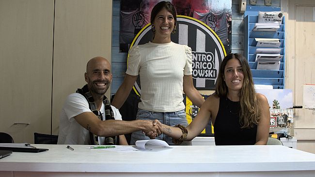 Lebowski, Borja Valero ha firmato: le foto