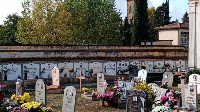 Lavori al cimitero di Santa Lucia al Galluzzo