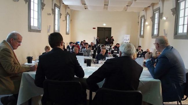 Anteprima Vini della Costa Toscana, folla alla degustazione