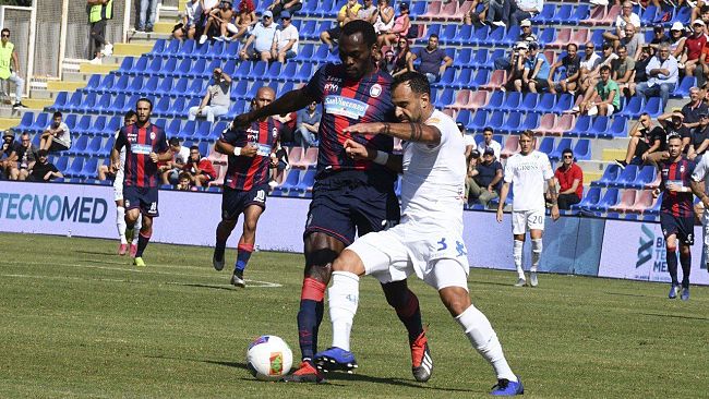 Crotone vs Empoli 0-0 Empoli imbattuto. Brignoli il protagonista della gara