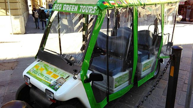 Centro storico: pubblicizza tour turistici senza autorizzazione