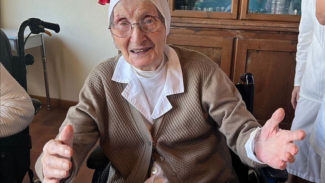 Suor Prudente compie 105 anni, festa al Galluzzo
