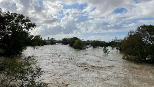 Il fiume Cecina ha rotto in riva destra in località Gorette 