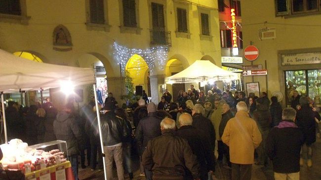 Natale: un mese di appuntamenti per promuovere l'artigianato Diladdarno