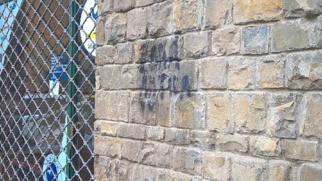 Firenze: imbrattate via Fontana e strade limitrofe con minacce a CasaPound