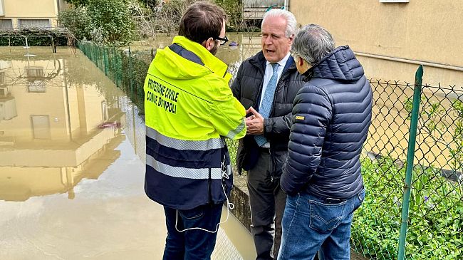 Allerta meteo a Empoli: gli sforzi per liberare Ponzano dall'acqua