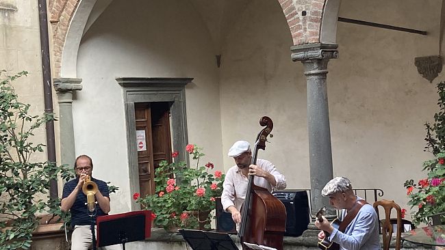 ​La Toscana che non ti aspetti tra gusto, stelle e note jazz