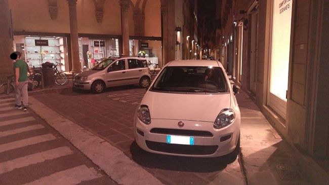 Zona Palawanny, c'è un problema parcheggio