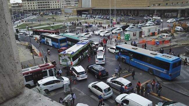 Ecosistema Urbano 2017: a Firenze aria pessima, si salva la Tramvia