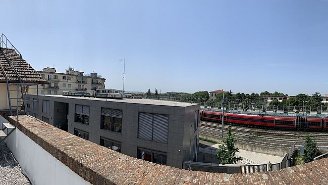 Firenze dall'alto: al via con una performance sui tetti delle Ex Dogane di Rifredi