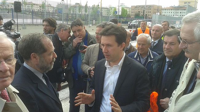 Tramvia: Firenze inaugura cento metri e la Francia si stupisce