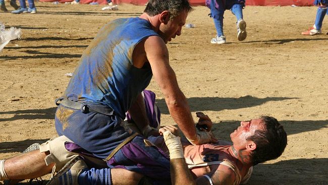 La finale di Calcio Storico 2013 va agli Azzurri di Santa Croce - FOTO -