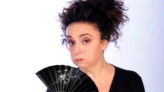 'Caldane'di e con Anna Meacci, l'ironia fatta donna