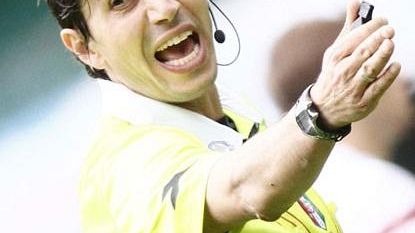 Calvarese, arbitro di Fiorentina Napoli si scusa con personale albergo Firenze