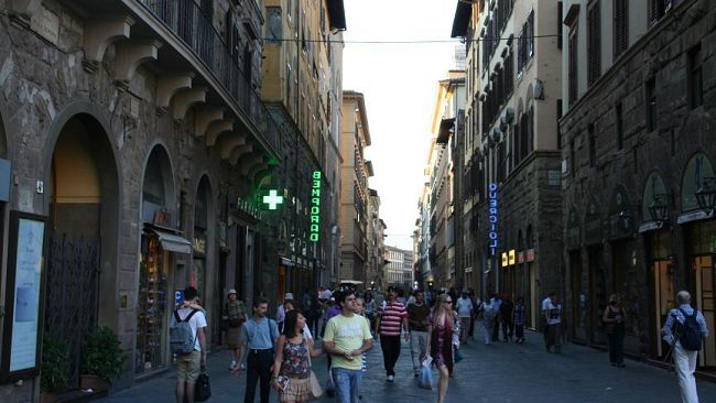 Canoni di affitto fra i più alti d’Italia e alto tasso di irregolarità a Firenze