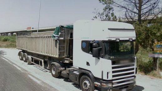 Camionista sbranato da un branco di cani