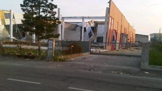 La terra tema ancora. Volontari e aiuti dalla Toscana