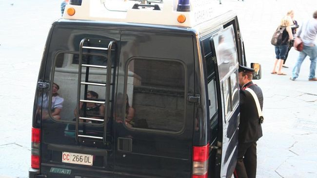 Arrestati a Prato tre giovani rapinatori