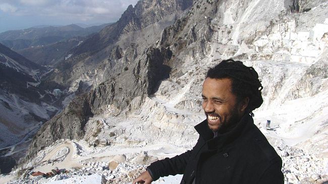 Carrara: la XIV edizione della Biennale inaugurerà il 26 giugno 2010