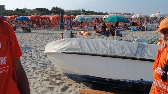 La “Carovana del Cuore” raggiunge il litorale toscano