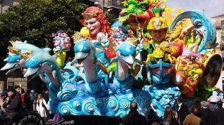 ​Carnevale di Viareggio in visita al Meyer