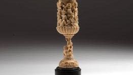 Aste di gioielli, orologi da polso, mobili antichi, dipinti e sculture