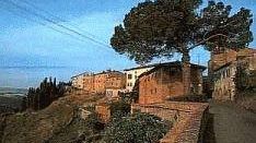 La Fattoria: il programma TV di Mediaset è a Castelfalfi nel comune di Montaione (Fi)