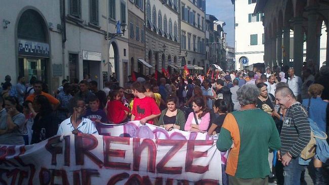 Lezione in piazza per un'altra risposta alla crisi