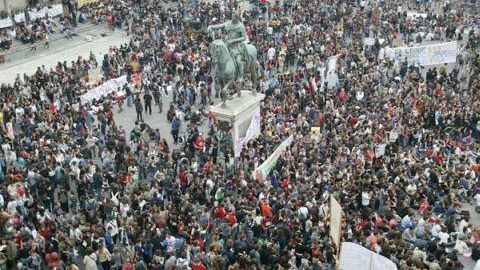 Lunedì di manifestazioni e scioperi