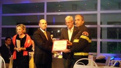 Marcello Lippi premia i Vigili del Fuoco di Viareggio