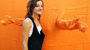 Il muro dell’abbraccio nelle piazze di Firenze