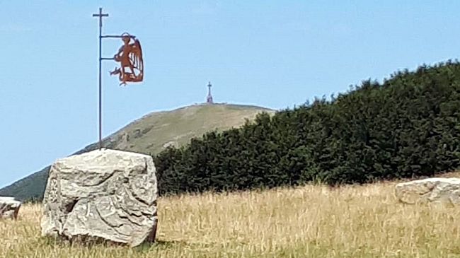 Pratomagno. nuovo cippo