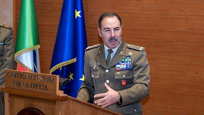 ​L’Esercito promuove il ricollocamento professionale: assunzioni e percorsi formativi in Toscana