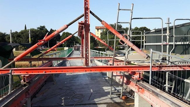 Nuova Passerella dell'Isolotto: operazione spettacolare