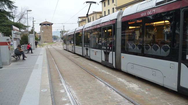 Bus turistico in avaria: ripercussioni sul traffico a Porta al Prato