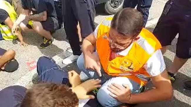 Appalti di Mondo Convenienza: contro-presidio a Campi Bisenzio