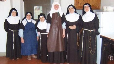 Morta la Badessa delle Clarisse Maria Fernanda Dima: lutto a S. Casciano