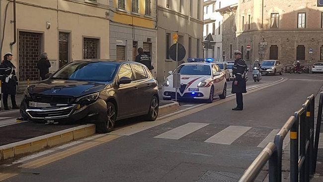Incidente Scuola Giotto: investita isola pedonale
