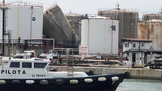 Lutto cittadino a Livorno per la morte dei due operai in porto