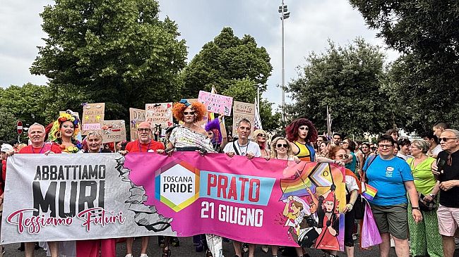 Toscana Pride 2025: Prato invasa dalla marea arcobaleno